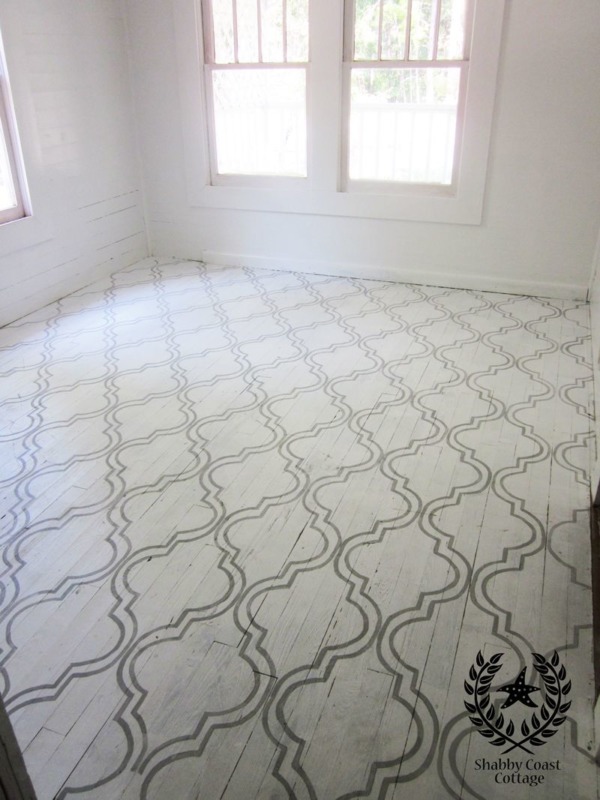 Chalk Paint Floors Stenciled Design 600x800 