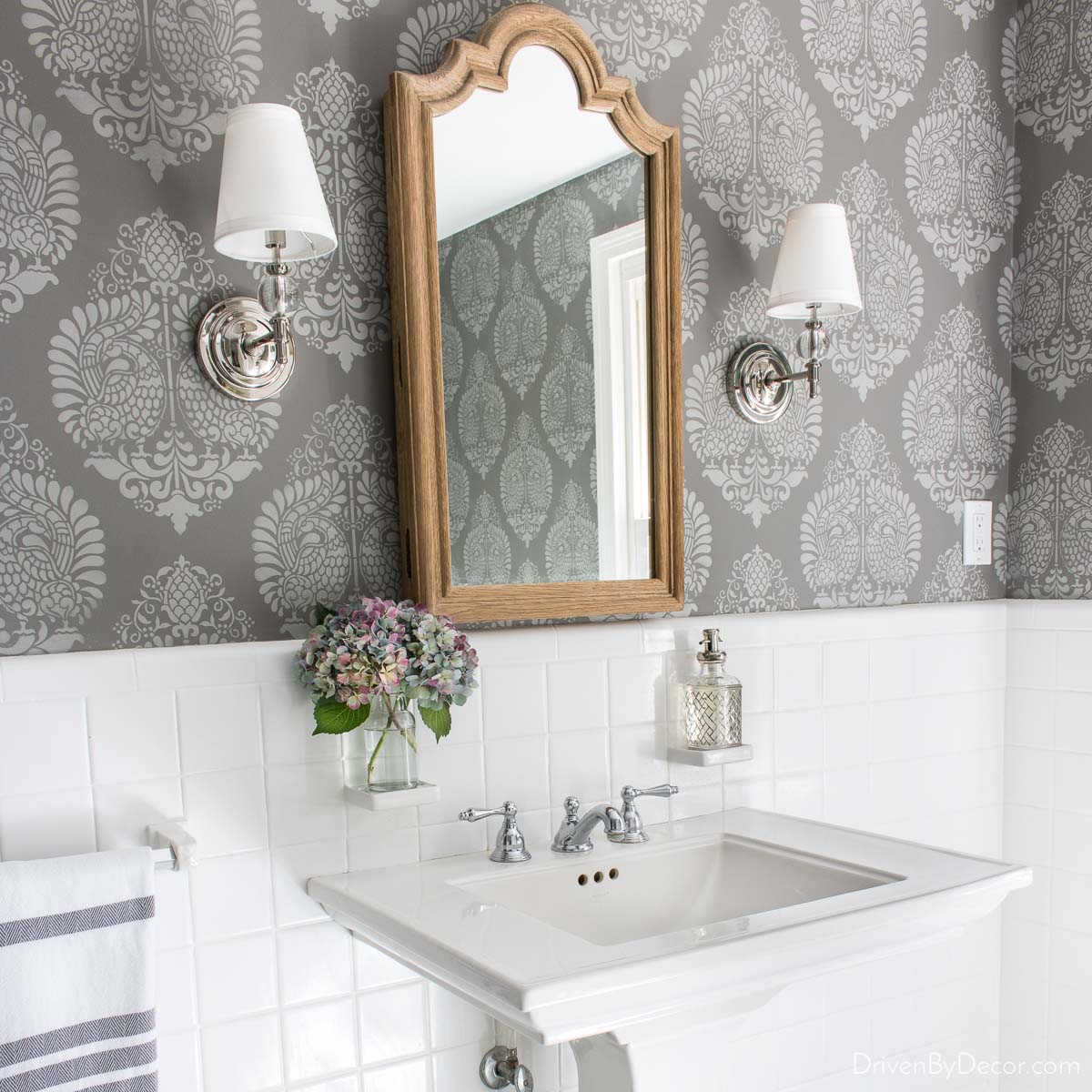Guest Bathroom Paint Makeover