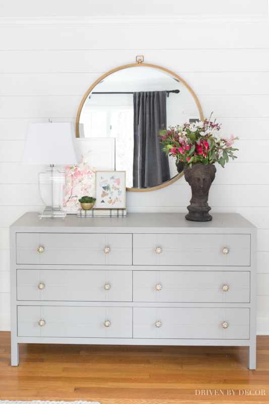 Mixing Metals in Your Bathroom: Tips for Pulling it Off! - BeDroom Dresser RounD Mirror Acrylic Lamp 533x800