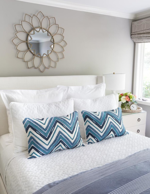 How to Arrange Pillows on a Queen Bed: Five Simple Formulas That Work ...