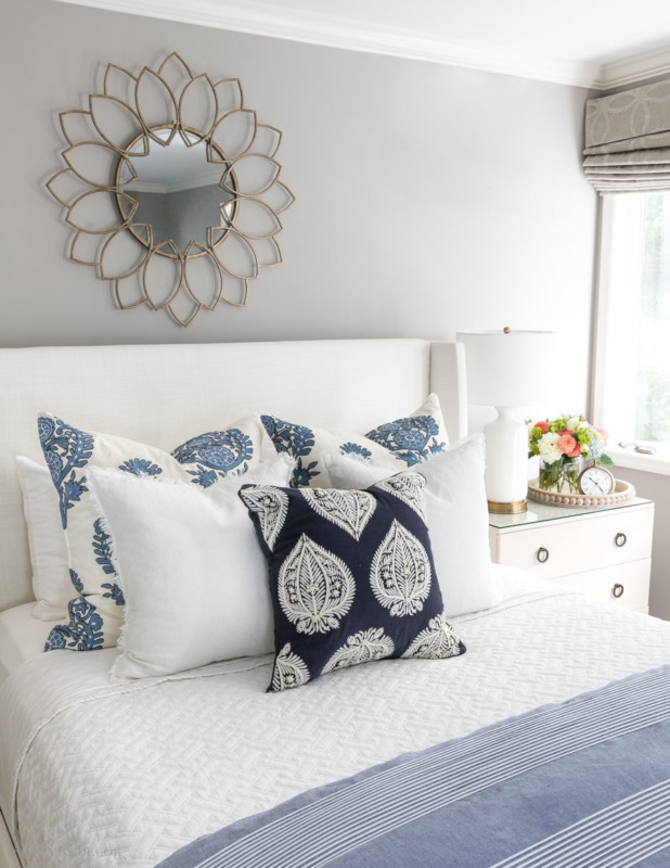 How to Arrange Pillows on a Queen Bed: Five Simple Formulas That Work ...