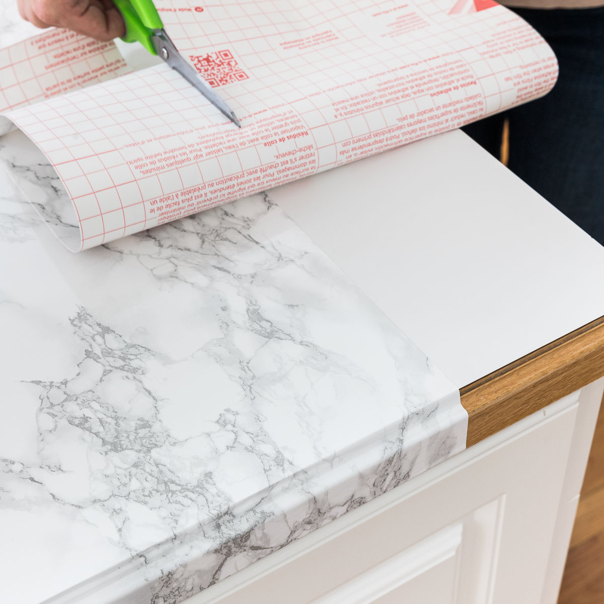This Marble Contact Paper Will Make Furniture Look Waaaay More Expensive  Than It Really Is